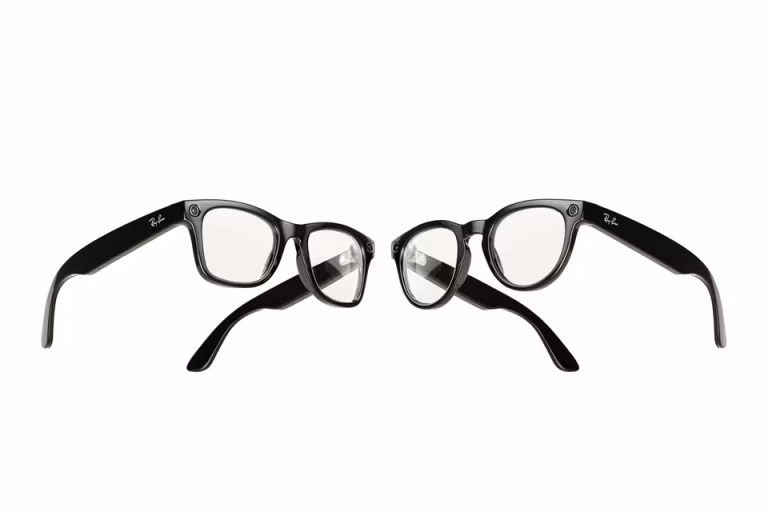 Meta smart glasses